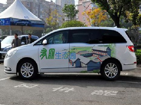 寿宁户外车贴喷绘如何保持效果?